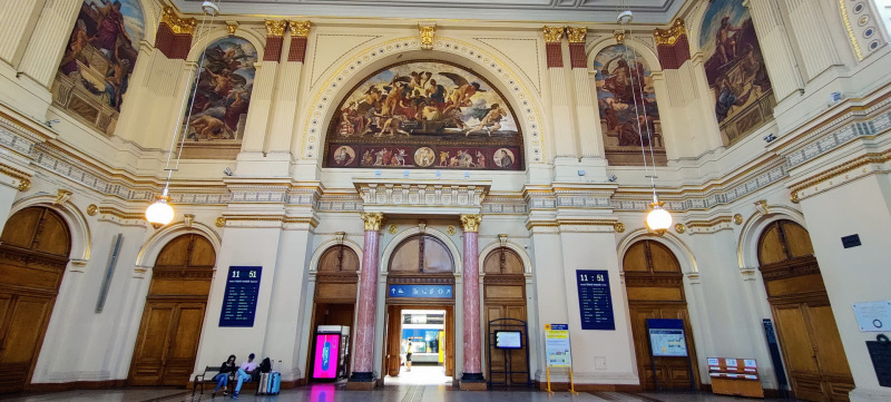 Bahnhofhalle Budapest-Keleti